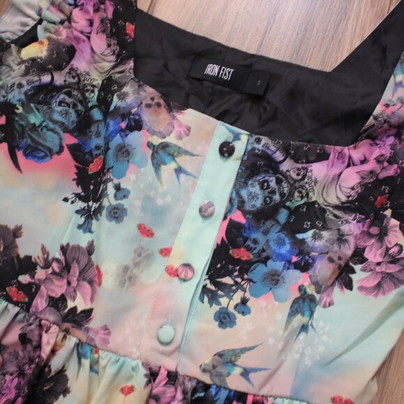 Iron First Juliet Dress - Picture 2 of 8